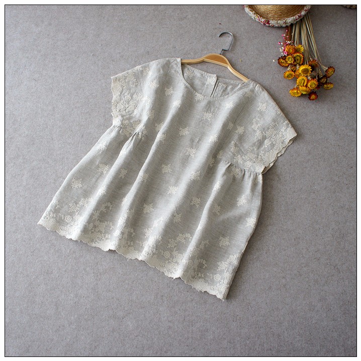 リネン100％生地可愛い総刺繍大人可愛いトップス♪No.36