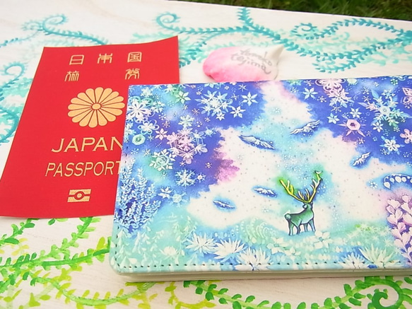 [ パスポートケース ]花と雪  ●名入れOK 2枚目の画像