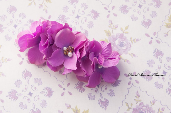 〜アジサイ日和〜  鮮やか紫陽花のバレッタ     浴衣 着物 2枚目の画像