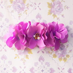 〜アジサイ日和〜  鮮やか紫陽花のバレッタ     浴衣 着物 3枚目の画像