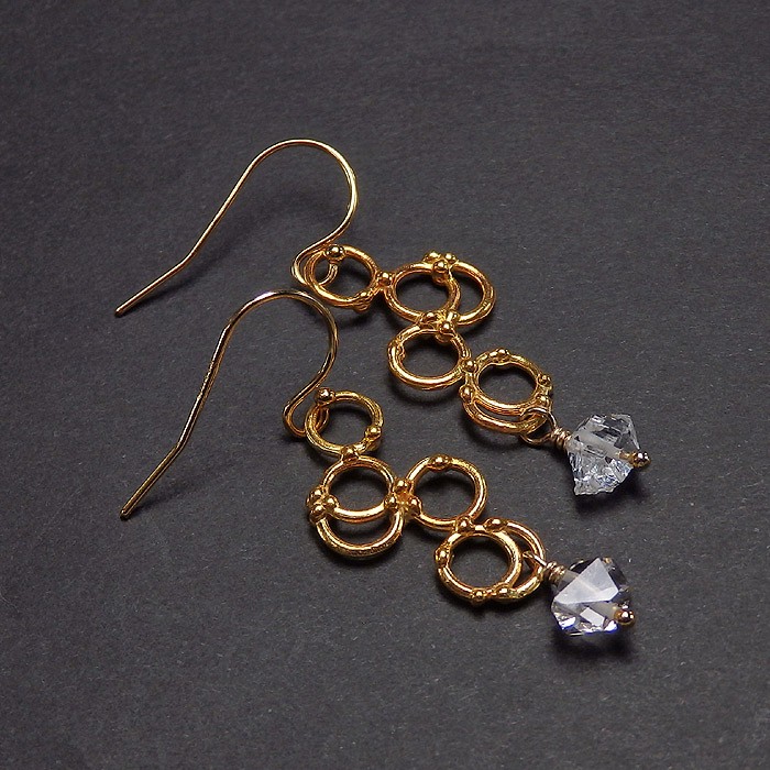 *雨音*　ダブルポイントクォーツのピアス