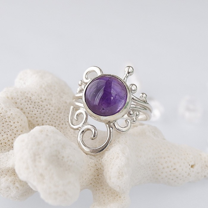 ～高貴な紫～　アメジストの唐草粒リング　14号