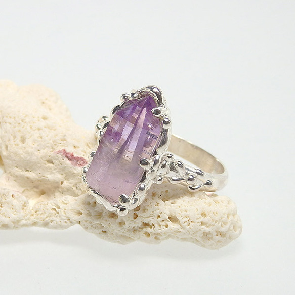 ～透明感のある美しい結晶～　ベラクルス・アメジスト原石のリング　　14号 2枚目の画像