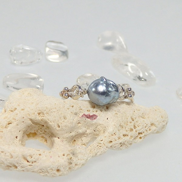 ～大人の色合い～　アコヤ真珠のリング　約12号 2枚目の画像