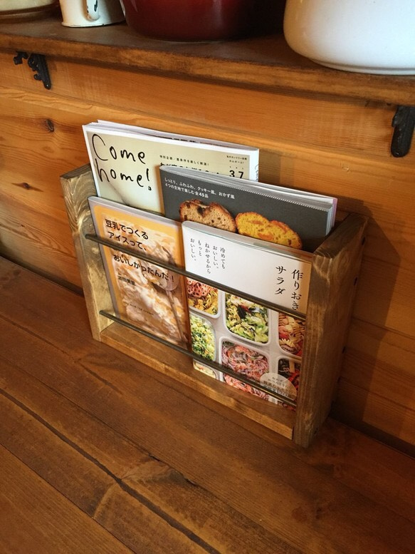 卓上 マガジンラック 2枚目の画像