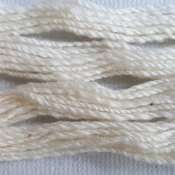 手紡ぎ綿糸　白・茶・緑などの双糸のセット　自家自然栽培・無染色 3枚目の画像