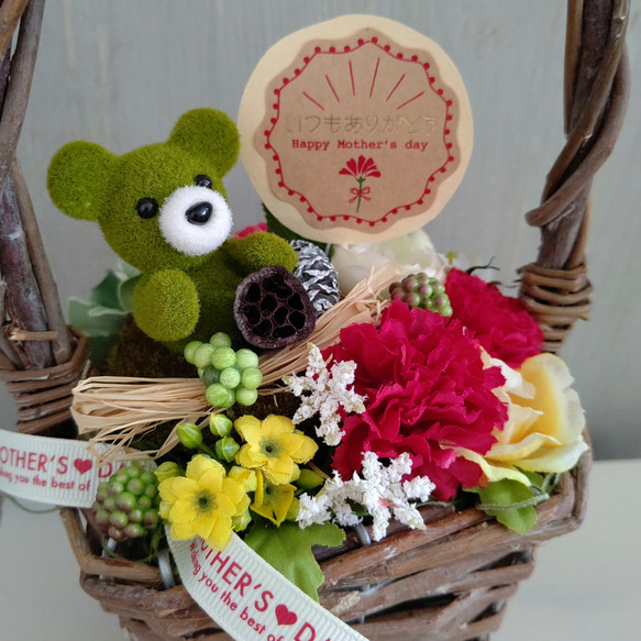 【母の日】Garden Bear basket arrangement ♡ 2枚目の画像