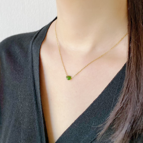 緑の光 クロムダイオプサイトの欠片ネックレス -Olivia- ネックレス