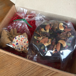 【Creema限定】X'masチョコレートケーキ（４号）＆スペルト小麦のクッキーセット 1枚目の画像