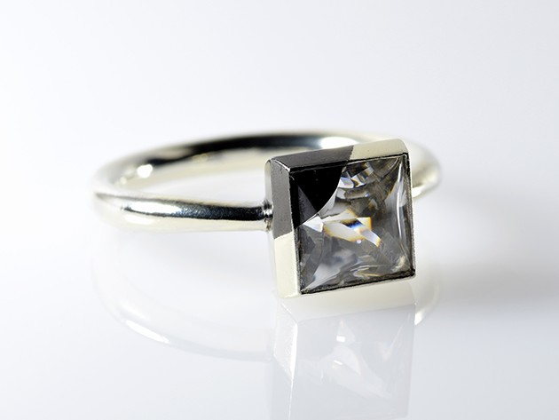 [リング]K10WG-SR04