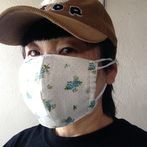 大人用！フィードサック風青バラ柄+Wガーゼ立体マスク 送料無料！ 布