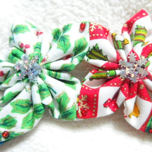 クリスマスリース　ビーズ編み　赤緑白　Christmas クリスマスリース ビーズ編み 赤緑白 Christmas|mercariメルカリ