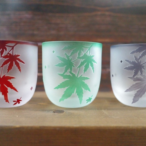 もみじのぐい呑みグラス－赤紅葉 おちょこ・ぐい呑み・徳利 enSo-glass