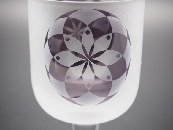 曼荼羅な短足ポートワイングラス　紫色 4枚目の画像