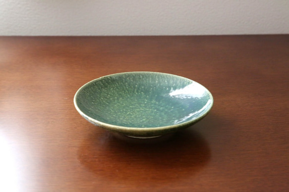 織部釉　喜楽?　菊花菓子皿 織部釉の浅鉢 中皿 TSUCHI-HANAKI 通販 10452984｜Creema(クリーマ)