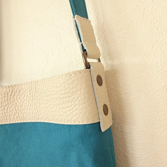 帆布と革のポシェット　（ブルー系） 3枚目の画像
