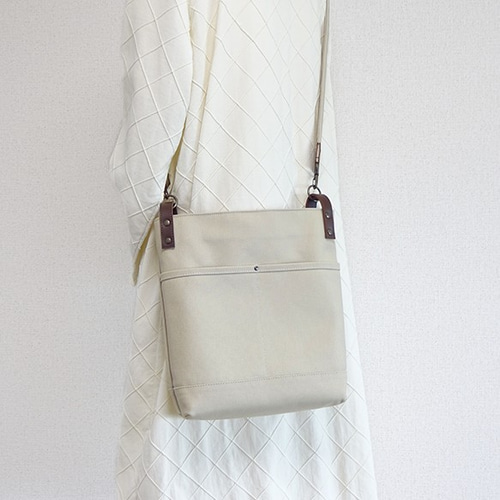 SLOBE ベージュ ショルダーバッグ 楽天市場】SLOBE ナイロンBAG SLOBE IENA スローブ イエナ