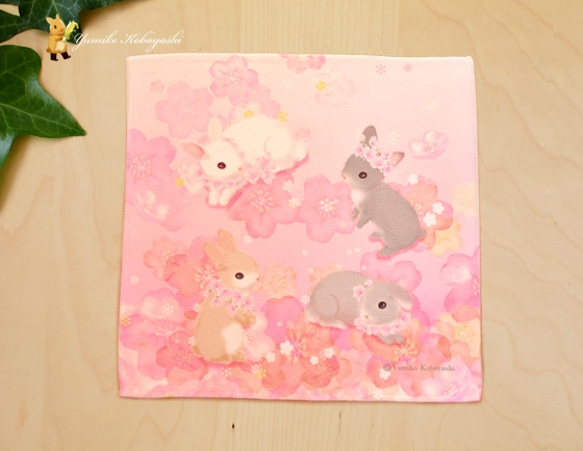 うさぎのミニハンカチ（桜） 1枚目の画像