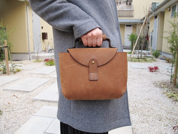 hand stitch + umber nubuck hand bag 2枚目の画像