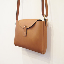 hand stitch + umber leather shoulder bag 1枚目の画像