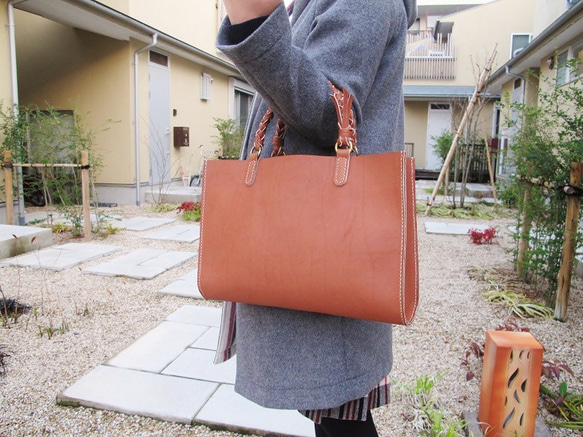 hand stitch + knitting straps umber leather tote bag 3枚目の画像