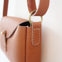 hand stitch + umber leather shoulder bag 4枚目の画像