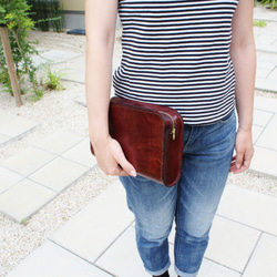 hand stitch + antique brown leather zip clutch bag 3枚目の画像