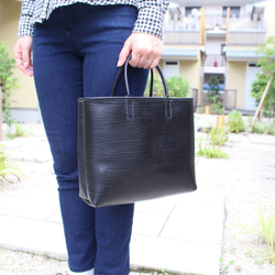 hand stitch + black grain leather tote bag 3枚目の画像