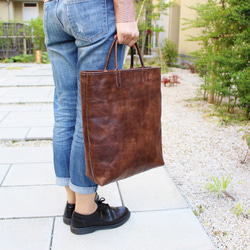 hand stitch + antique dark brown leather tote bag 5枚目の画像