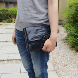 hand stitch + antique navy leather clutch bag 5枚目の画像