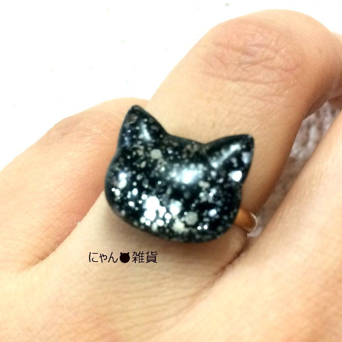 黒系☆ラメ猫リング☆フリーサイズ☆レジン 指輪・リング にゃん