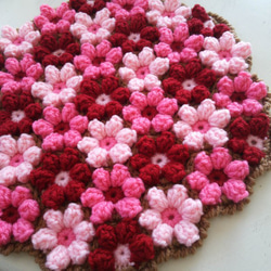 ハンドメイド　手編み　お花のベッドカバー　ブラック 受注製作】手編みのベッドカバー お花モチーフ - Vintage Rose