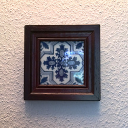 信仰と信義の壁掛け（黒島教会祭壇の有田焼タイルのレプリカ