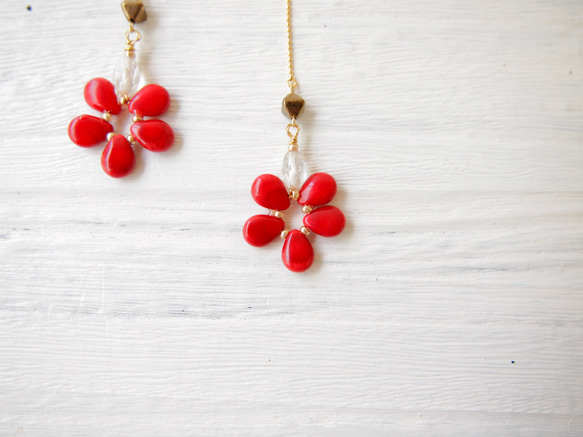 ヤマサンゴflower ピアス（フック・チェーン） mecca 通販 59482