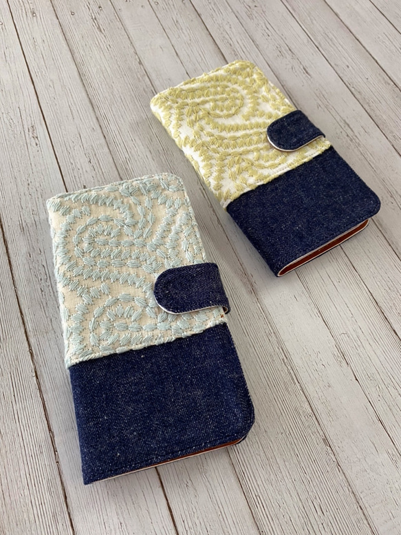 筆記本式項鍊刺繡工裝褲iPhone皮套 第4張的照片