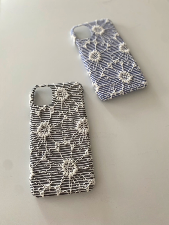 可憐なフラワーボーダーレース　iPhoneケース 2枚目の画像