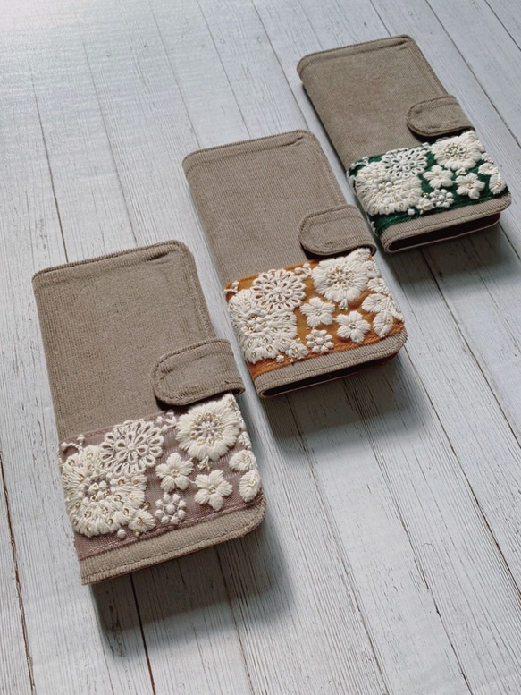 手帳型　コーディロイのチュール刺繍リボン iPhoneケース 2枚目の画像