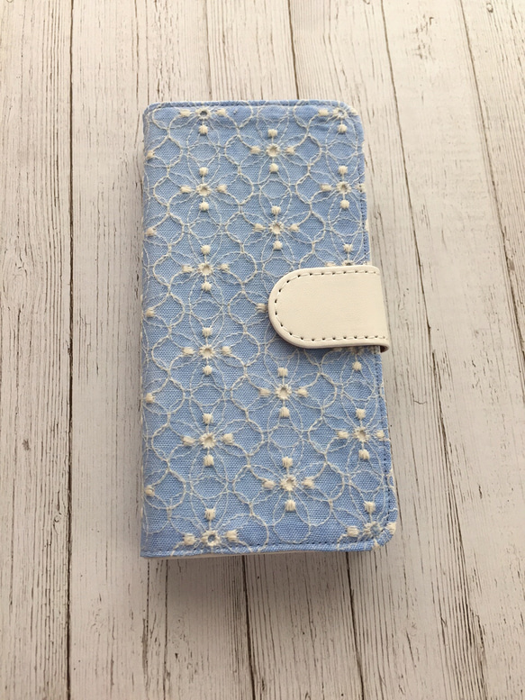 筆記本型花瓣刺繡蕾絲iPhone手機殼 第2張的照片