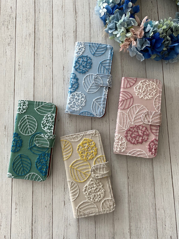 手帳型 刺繍のまあるい紫陽花 iPhoneケース 1枚目の画像