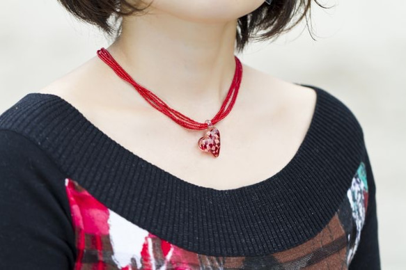 ガラスのハートネックレス 赤 ネックレス・ペンダント vetro.di
