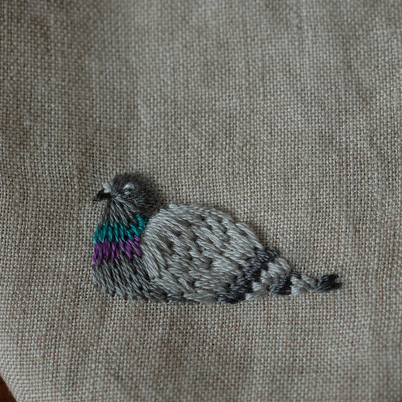 刺繍マスク　ハト 2枚目の画像