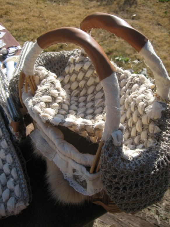 紅籐　手編みのかごバッグ 2枚目の画像