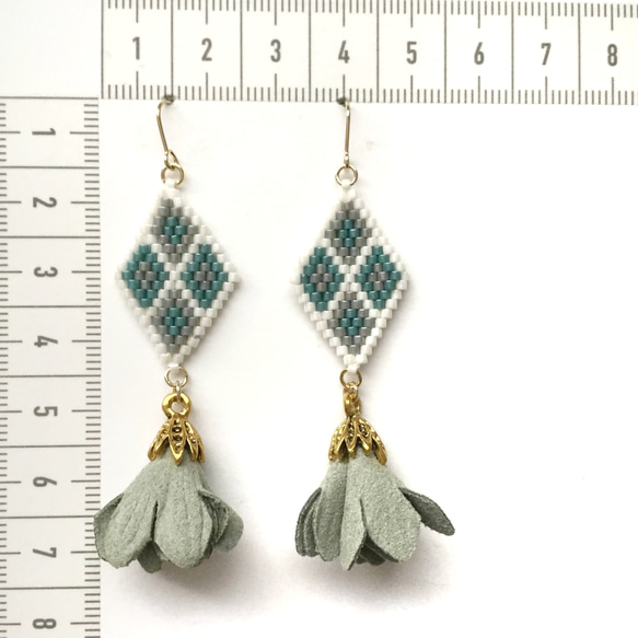 ♢flower × earrings♢（dusty mint green） 4枚目の画像