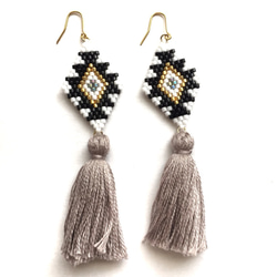 再販15♡ ♢tassel × earrings♢（grey） 2枚目の画像