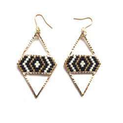 ◇native earrings◇（black） 2枚目の画像