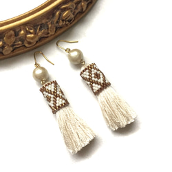 再販3♡tassel × cottonpearl earrings（off white） 1枚目の画像