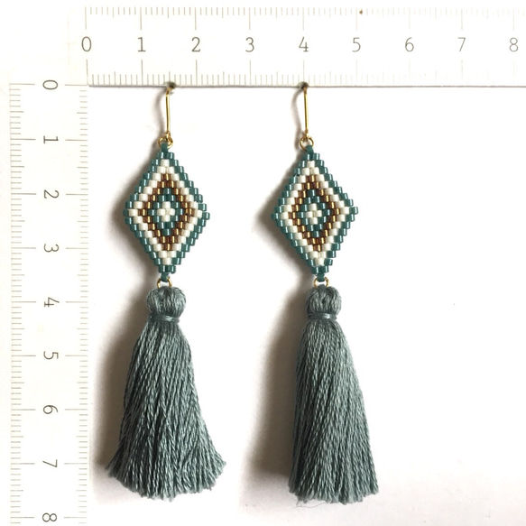 ◇ tassel × earrings◇（dusty green） 2枚目の画像