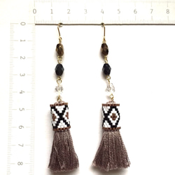 tassel × earrings（charcoal grey） 3枚目の画像