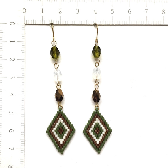 ♢diamond shaped earrings♢（khaki） 3枚目の画像