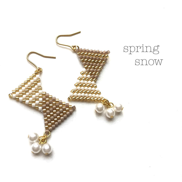 再販6♡ △stripe  earrings△（beige） 1枚目の画像